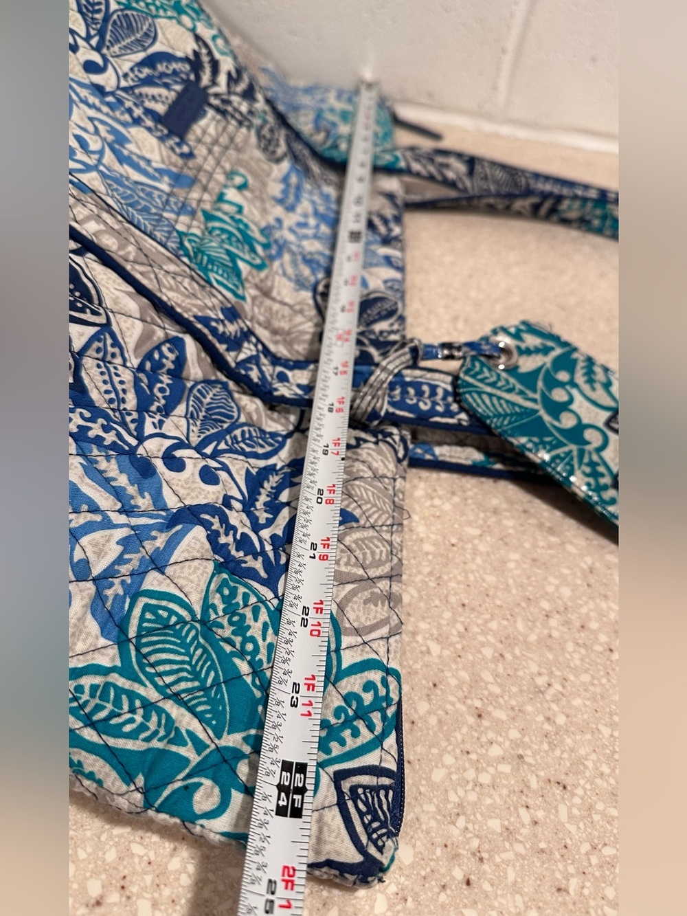 2pc Vera Bradley Miller Bag in "Santiago" Blue Teal Floral & Luggage Tag Set - Picture 13 of 16